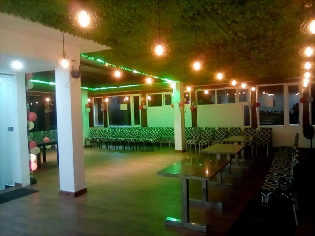 Empire Regency Hotel Guwahati Exterior photo